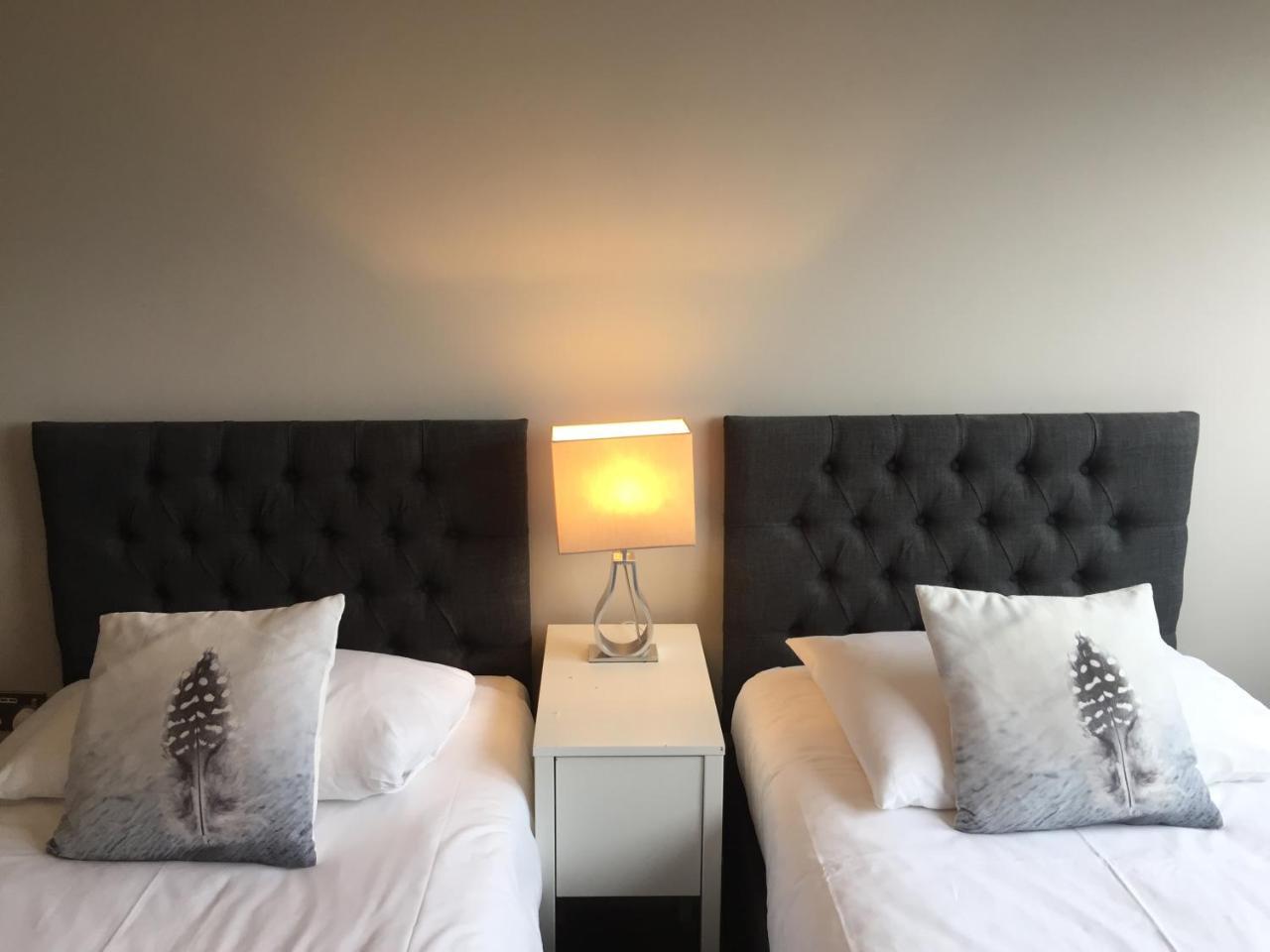 High View Serviced Apartment Cardiff Esterno foto