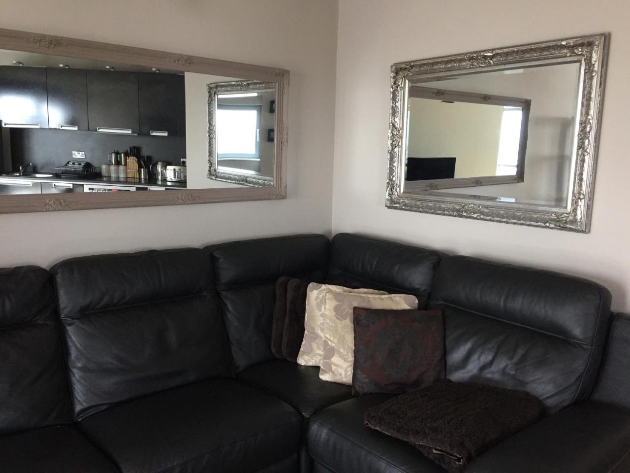 High View Serviced Apartment Cardiff Esterno foto