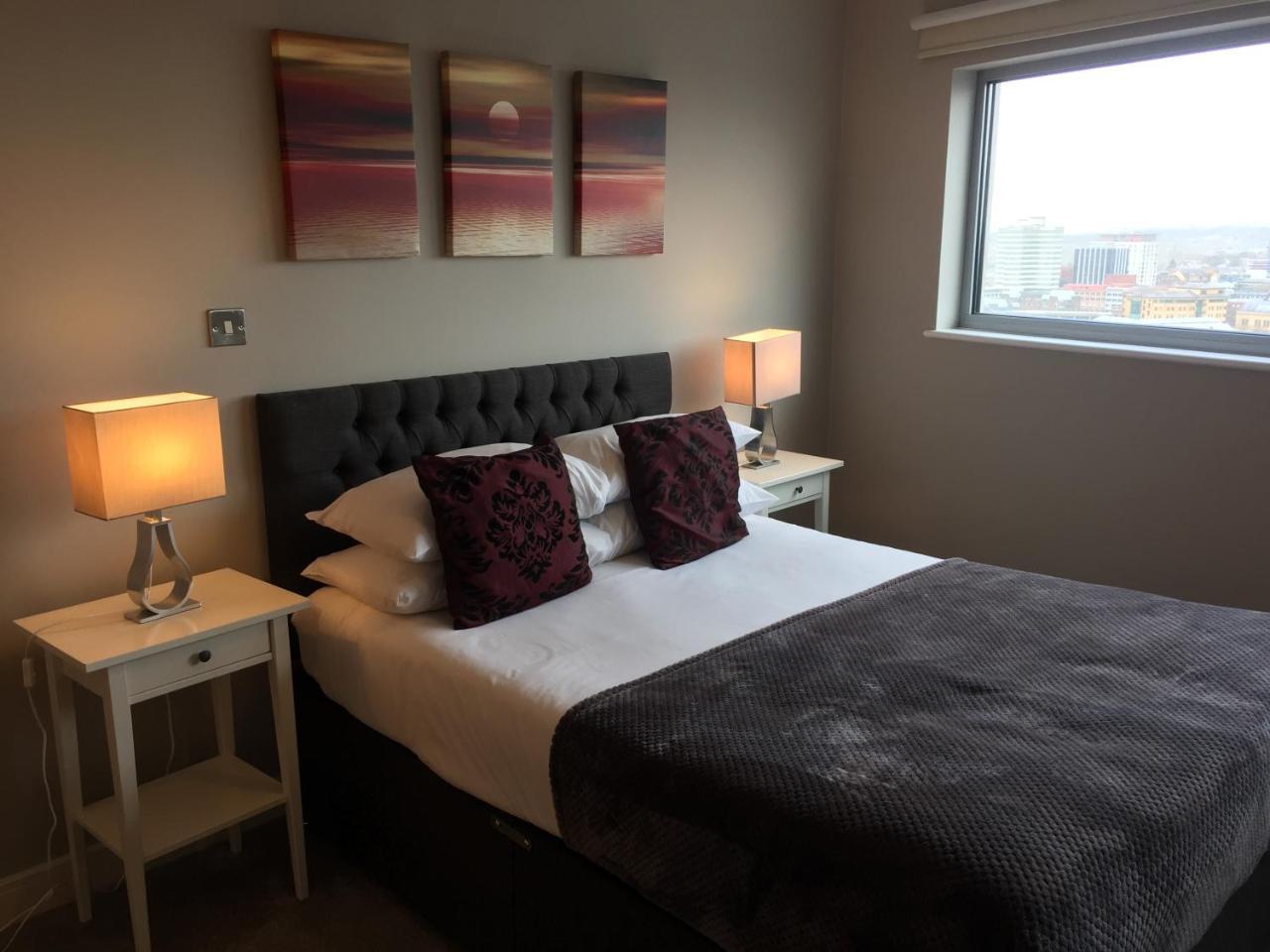 High View Serviced Apartment Cardiff Esterno foto