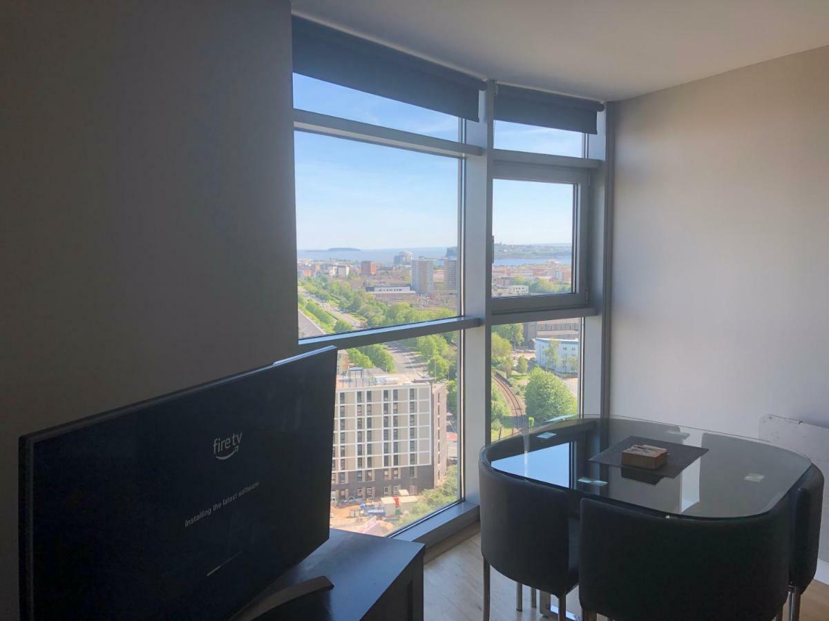 High View Serviced Apartment Cardiff Esterno foto